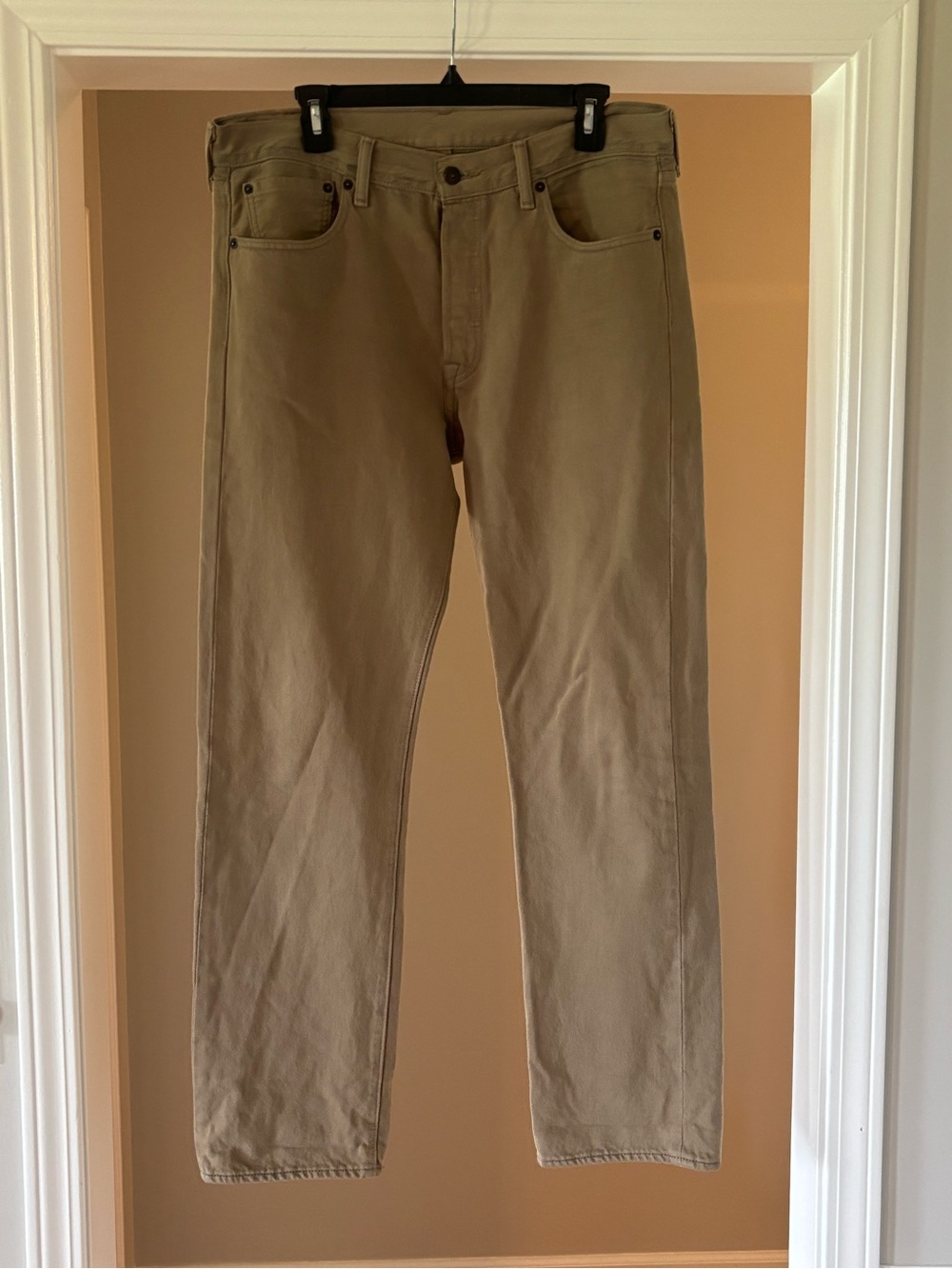 Levi's 501 Button-Fly Men's Straight Jeans in Khaki Brown